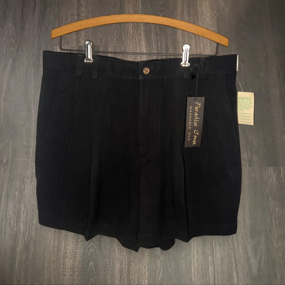 NWT Paradise Coves 100%‎ Silk Men’s Shorts Size 34